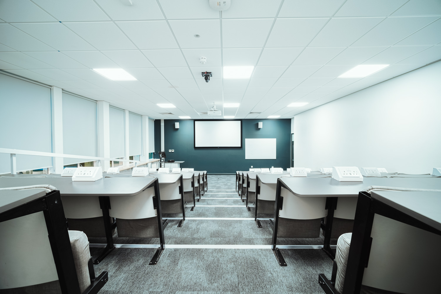 Full wide shot of lecture theatre on B Corridor