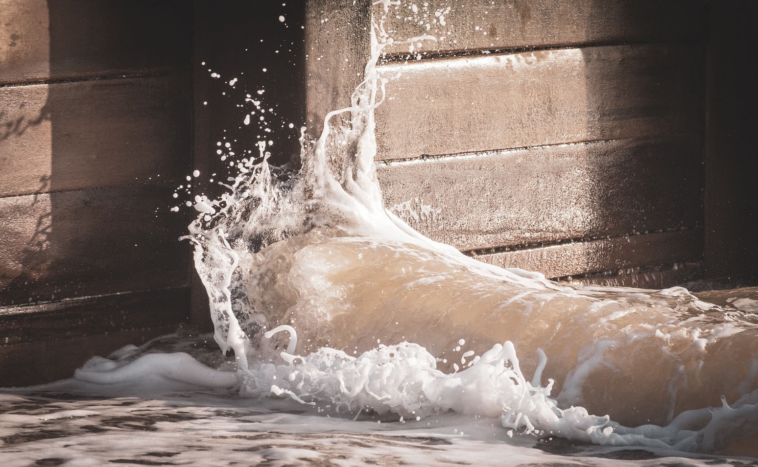 Sea hitting a wall