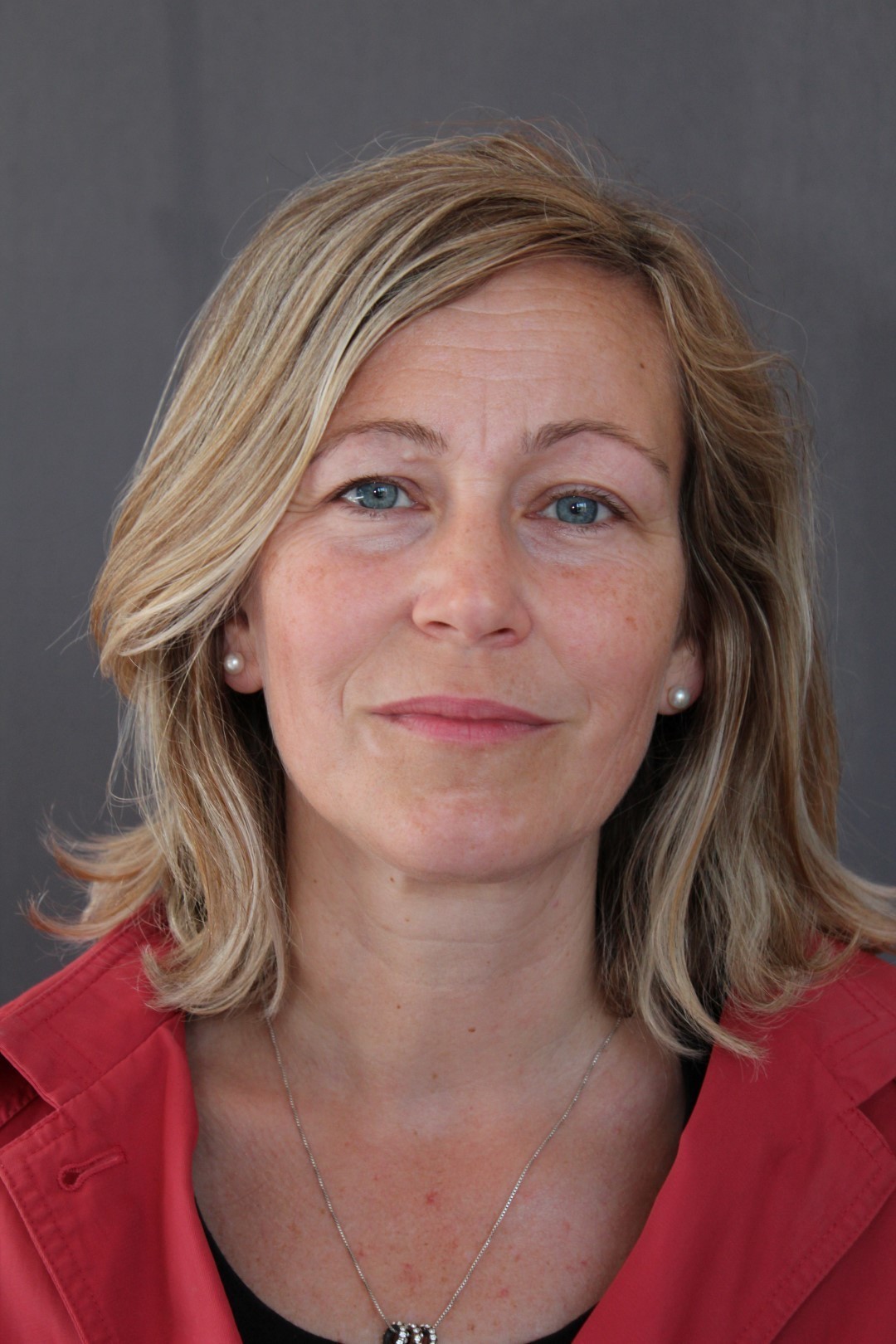 headshot of melissa