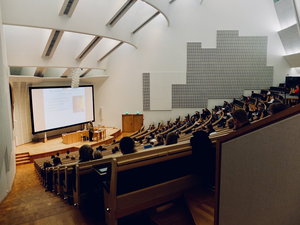 students in lecture theatre